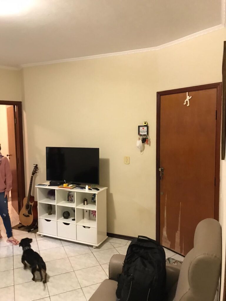 Foto de Antes da Sala de TV - Projeto Apartamento 499